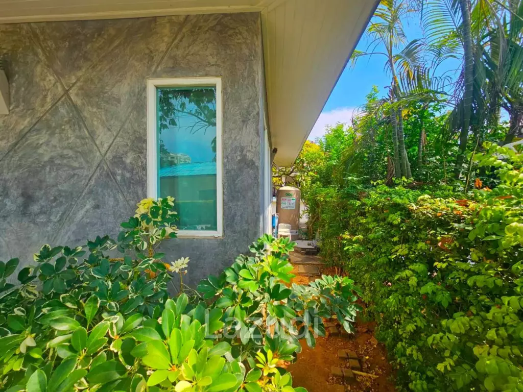 CHUKAMOL RESORT : Cozy 2 Bed villa near the beach