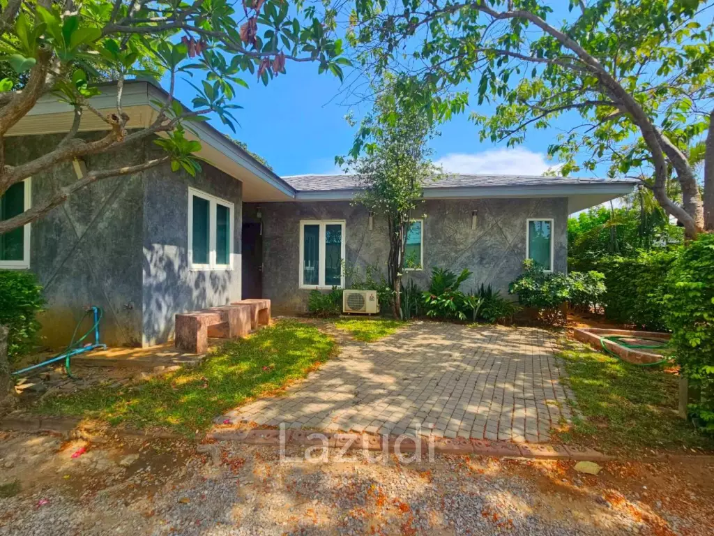 CHUKAMOL RESORT : Cozy 2 Bed villa near the beach