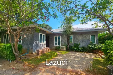 CHUKAMOL RESORT : Cozy 2 Bed villa near the beach