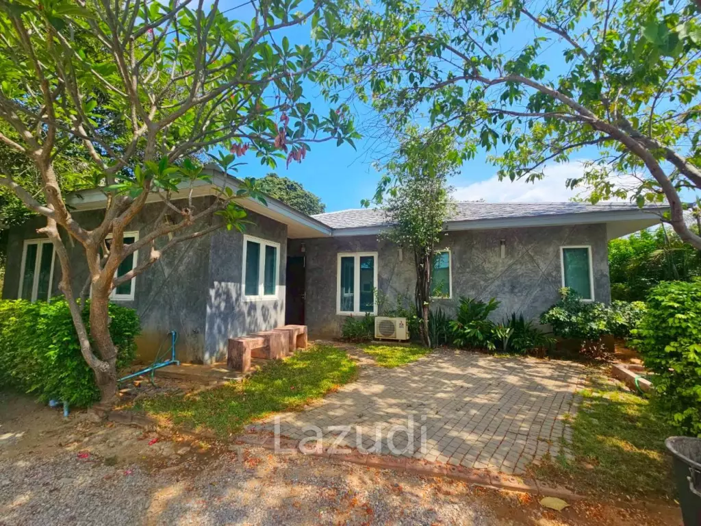 CHUKAMOL RESORT : Cozy 2 Bed villa near the beach