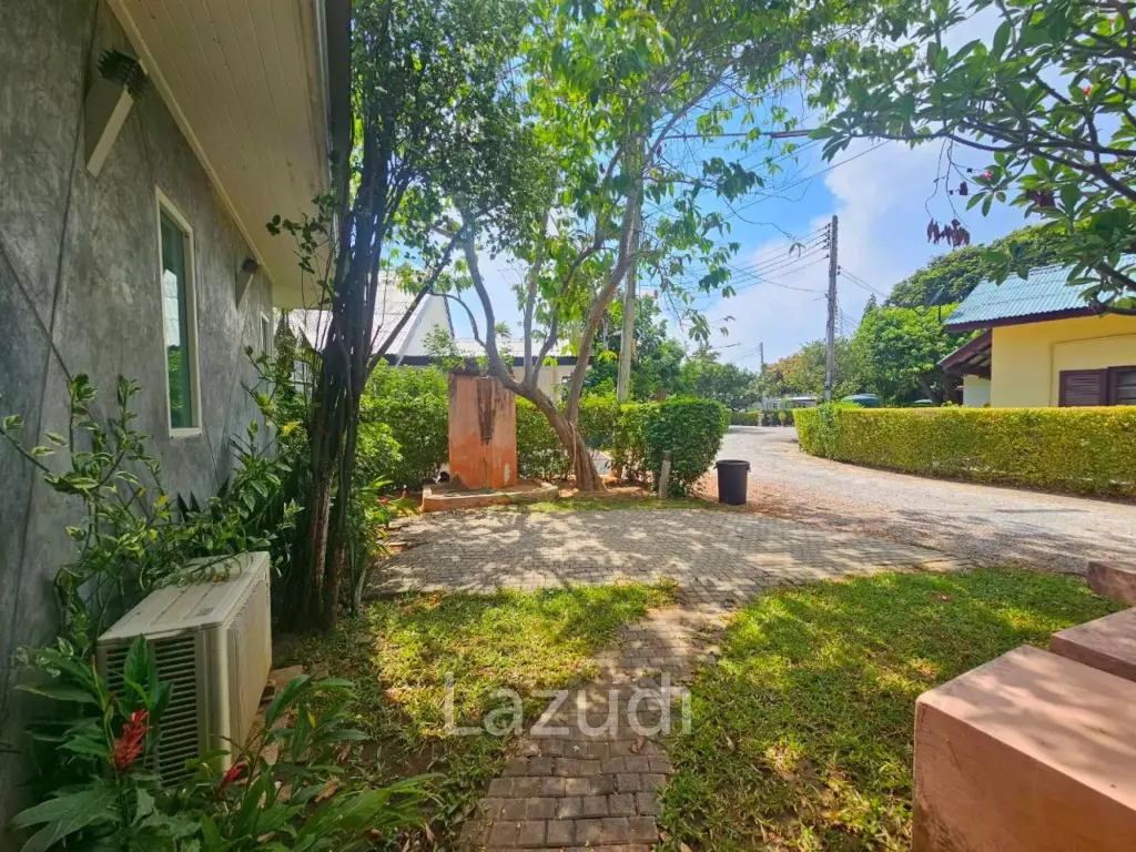 CHUKAMOL RESORT : Cozy 2 Bed villa near the beach