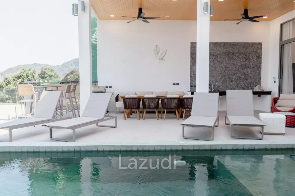 Modern 4-Bedroom Sea View Villa in Chaweng Hills