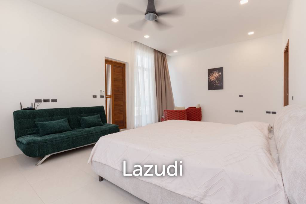 Modern 4-Bedroom Sea View Villa in Chaweng Hills
