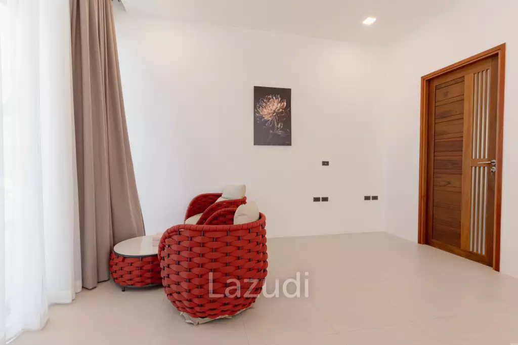 Modern 4-Bedroom Sea View Villa in Chaweng Hills