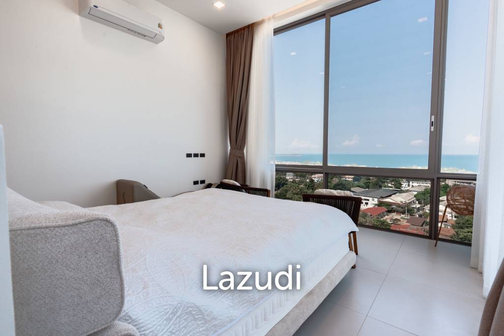 Modern 4-Bedroom Sea View Villa in Chaweng Hills