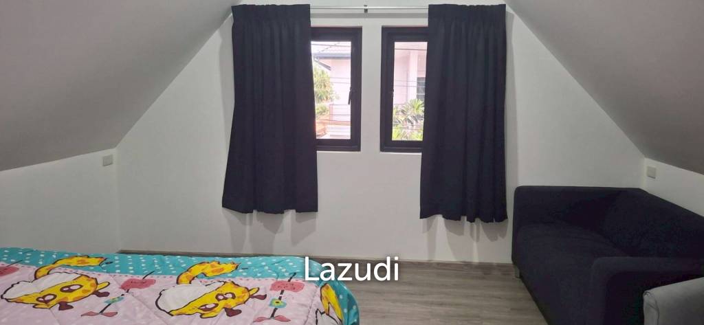 Spacious 4 Bedroom Pool Villa Pattaya Lagoon