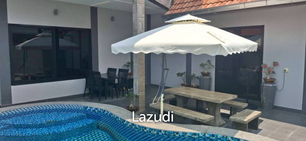 Spacious 4 Bedroom Pool Villa Pattaya Lagoon