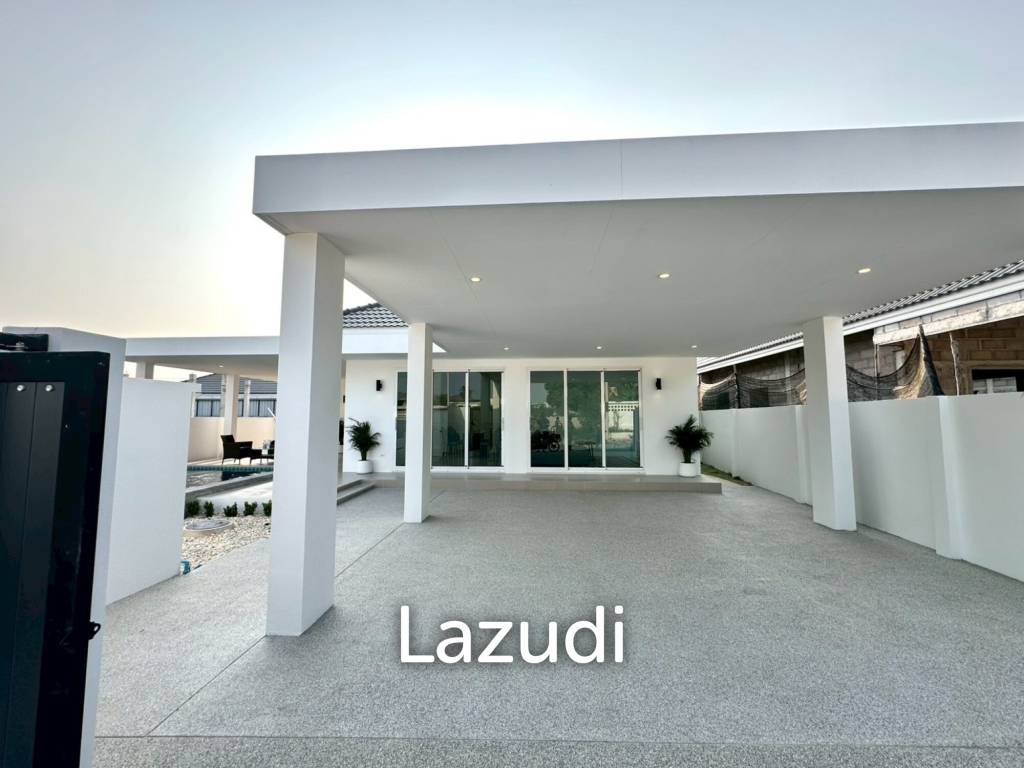 BRAND NEW VILLA NEAR BLACK MOUNTAIN GOLF COURSE : 3 bed modern pool villa