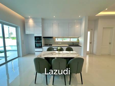 BRAND NEW VILLA NEAR BLACK MOUNTAIN GOLF COURSE : 3 bed modern pool villa