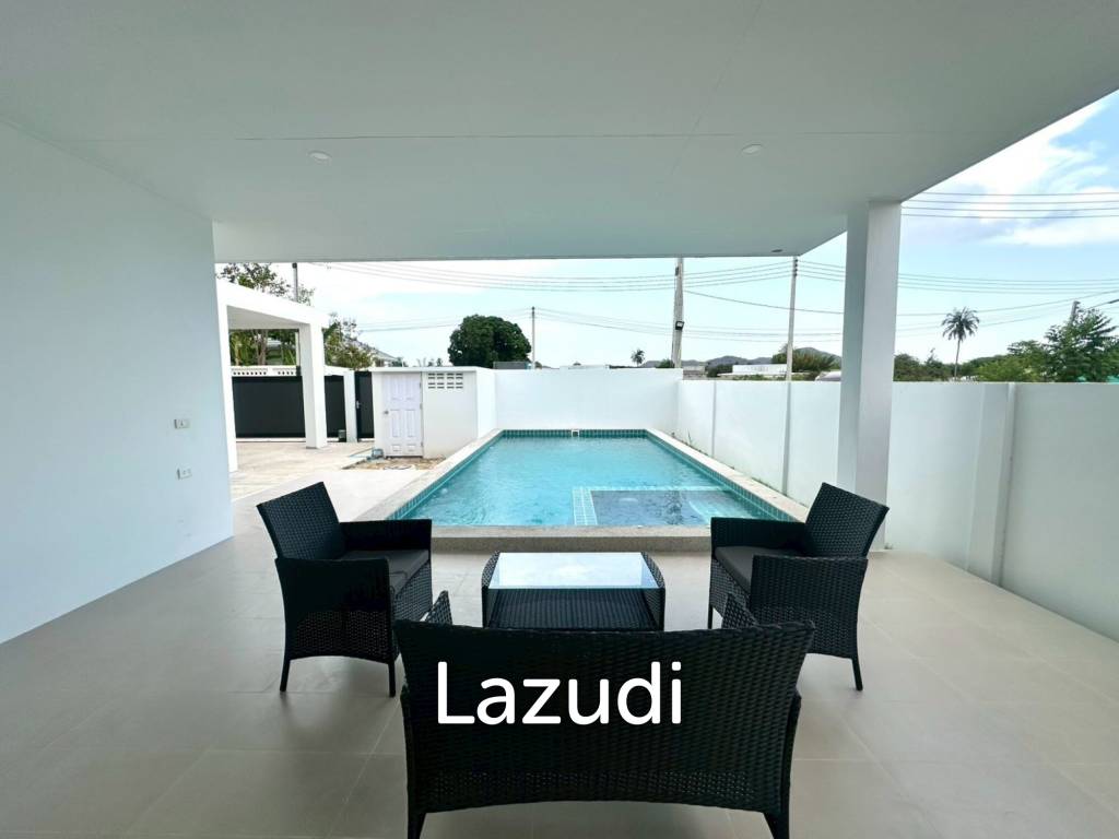 BRAND NEW VILLA NEAR BLACK MOUNTAIN GOLF COURSE : 3 bed modern pool villa