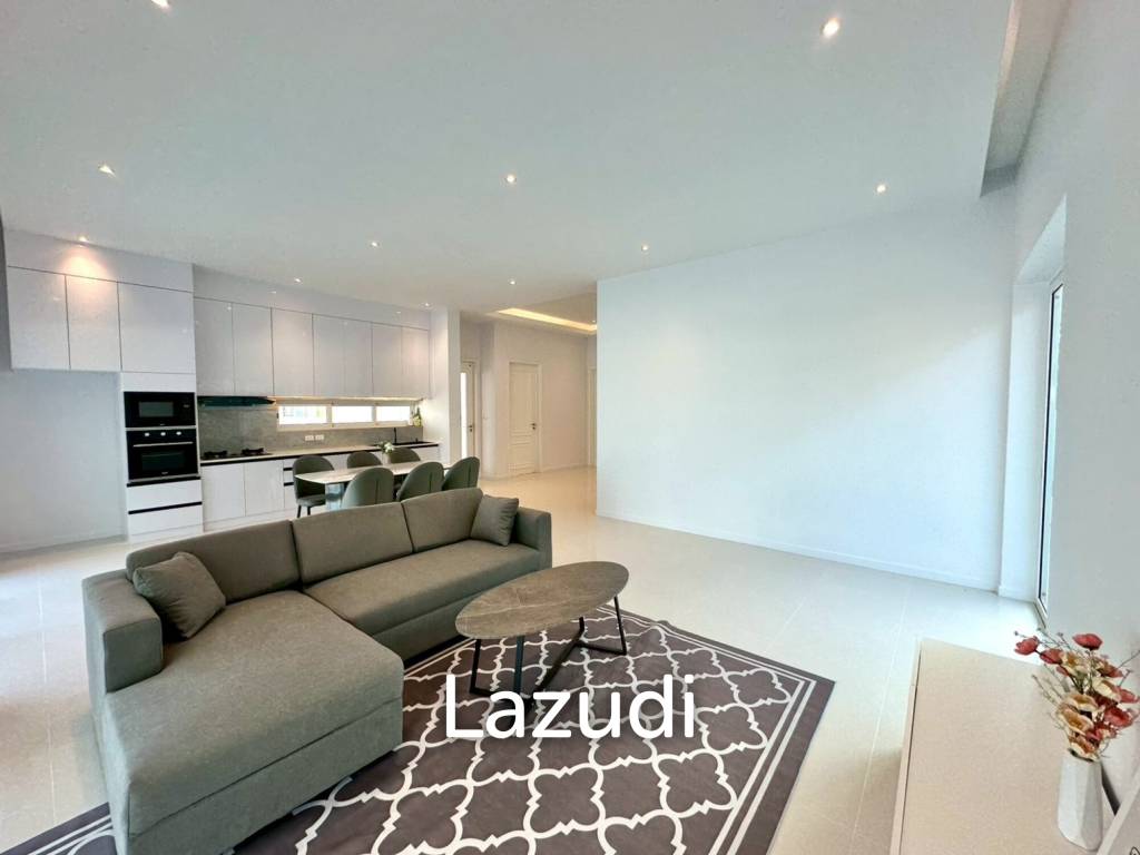 BRAND NEW VILLA NEAR BLACK MOUNTAIN GOLF COURSE : 3 bed modern pool villa