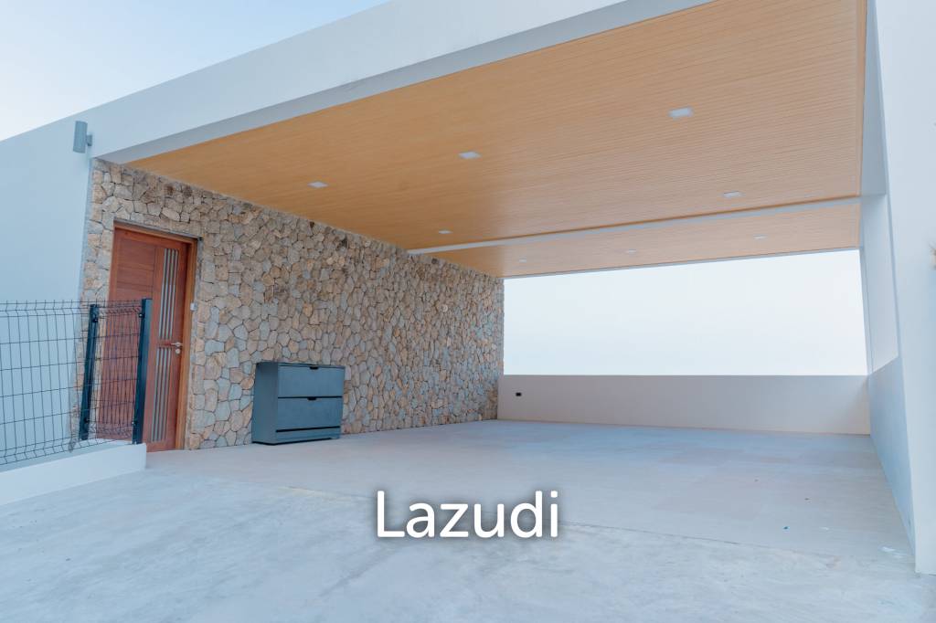 Modern 4-Bedroom Sea View Villa in Chaweng Hills