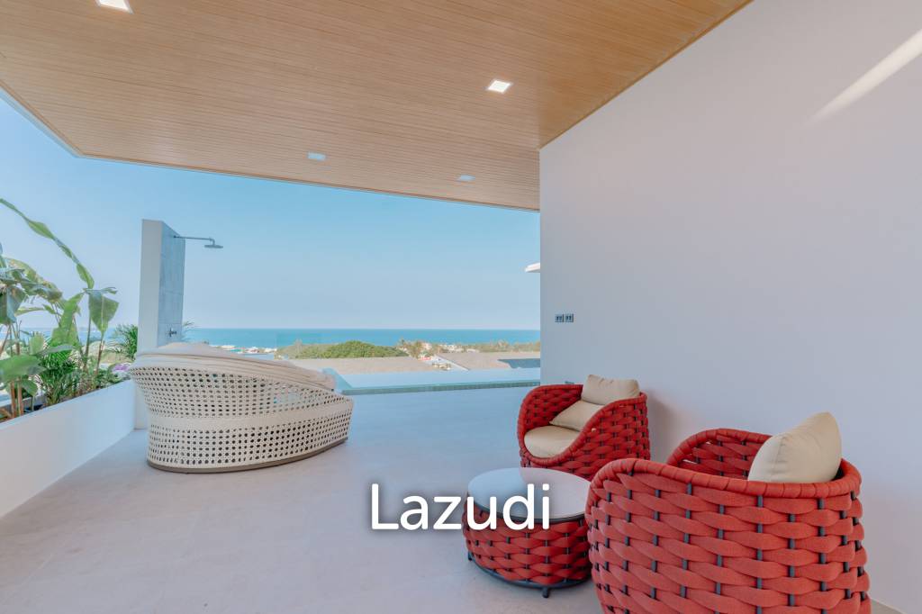 Modern 4-Bedroom Sea View Villa in Chaweng Hills