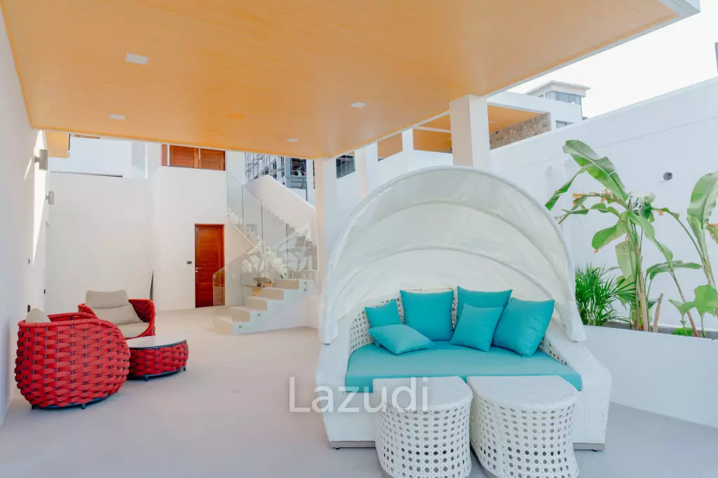 Modern 4-Bedroom Sea View Villa in Chaweng Hills
