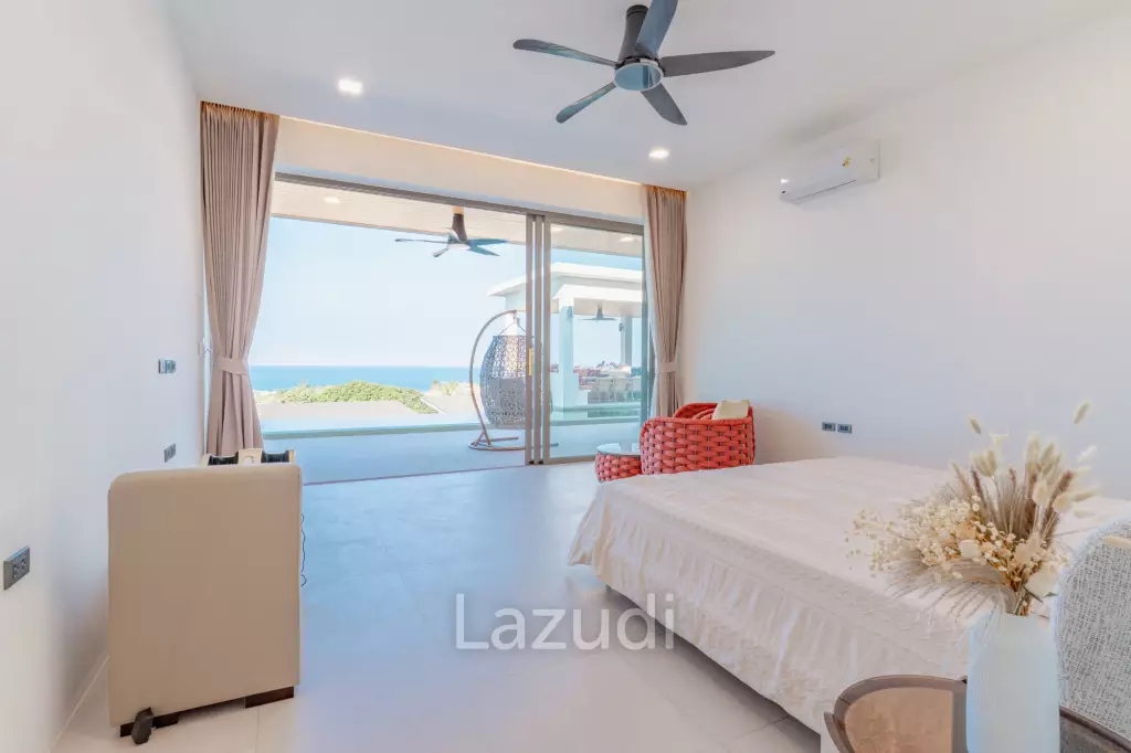 Modern 4-Bedroom Sea View Villa in Chaweng Hills