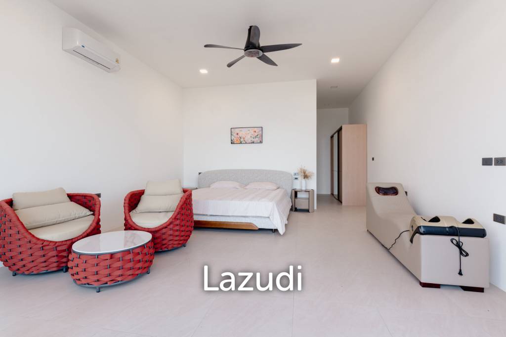 Modern 4-Bedroom Sea View Villa in Chaweng Hills