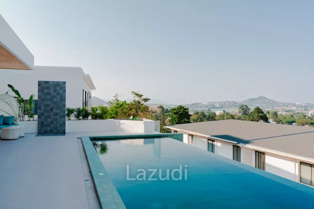 Modern 4-Bedroom Sea View Villa in Chaweng Hills