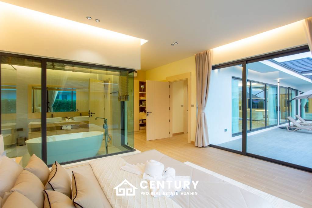 L'UX VILLA Private Pool Villas with 224 sqm modern pool villa in Wang Phong Pran Buri