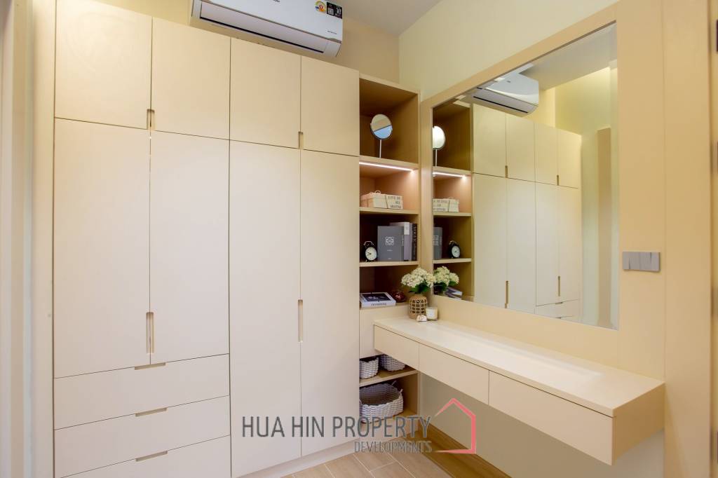 L'UX VILLA Private Pool Villas with 224 sqm modern pool villa in Wang Phong Pran Buri