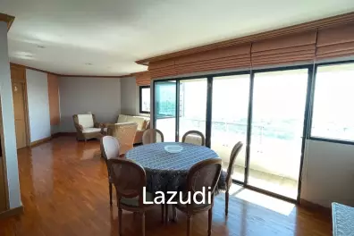 220 sqm high floor condo Sathorn Gardens Thung Mahamek Bangkok
