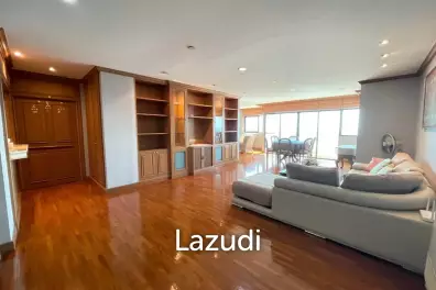 220 sqm high floor condo Sathorn Gardens Thung Mahamek Bangkok