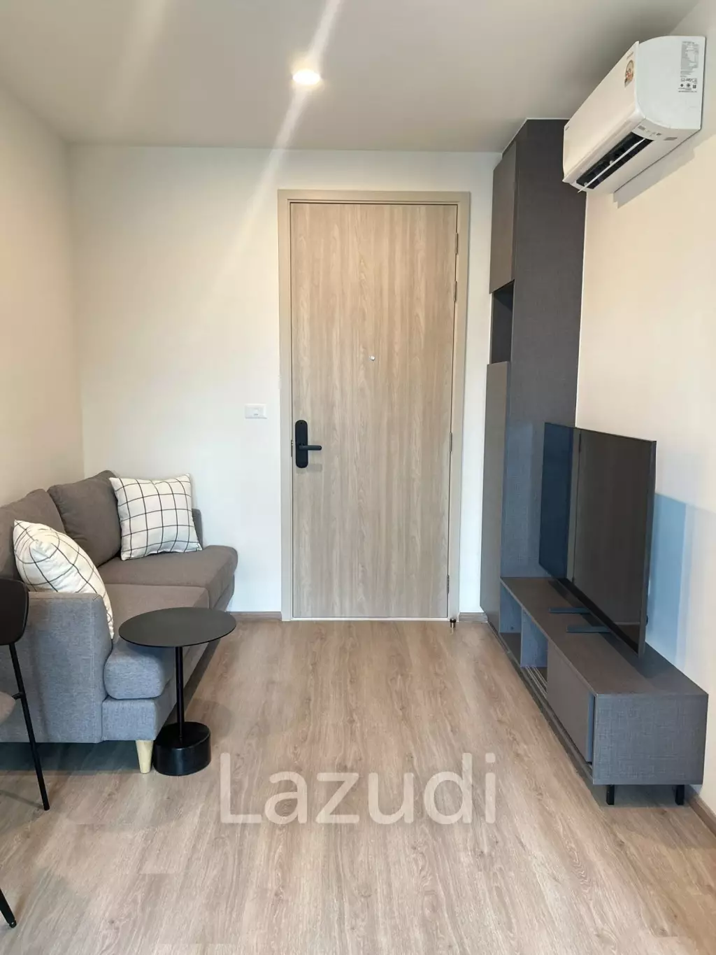 31st Floor 1 Bedroom Condo 30.79 sqm at Nue District R9 Huai Khwang Bangkok