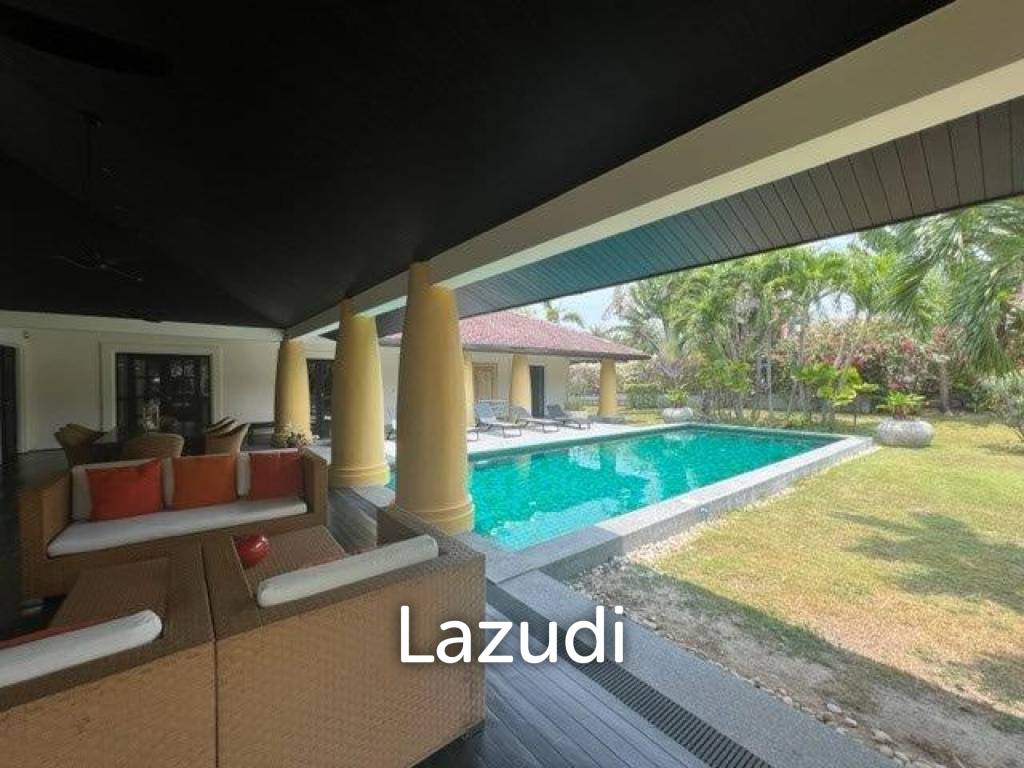 SANUK : Luxury 4 bed Pool Villa
