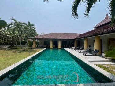 SANUK : Luxury 4 bed Pool Villa