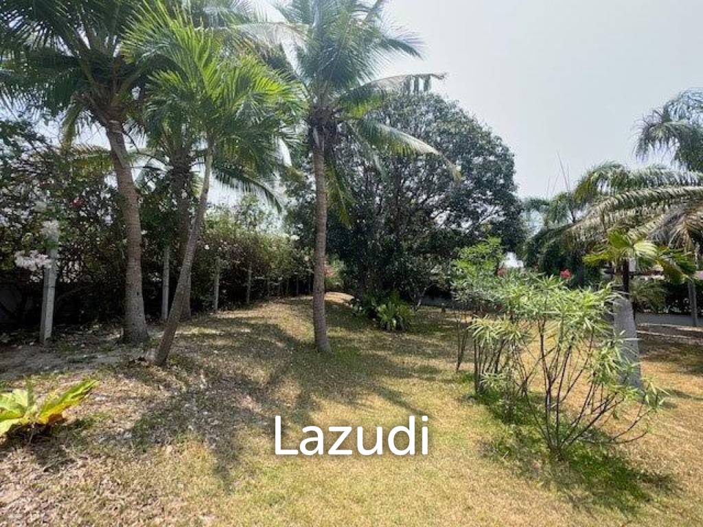 SANUK : Luxury 4 bed Pool Villa