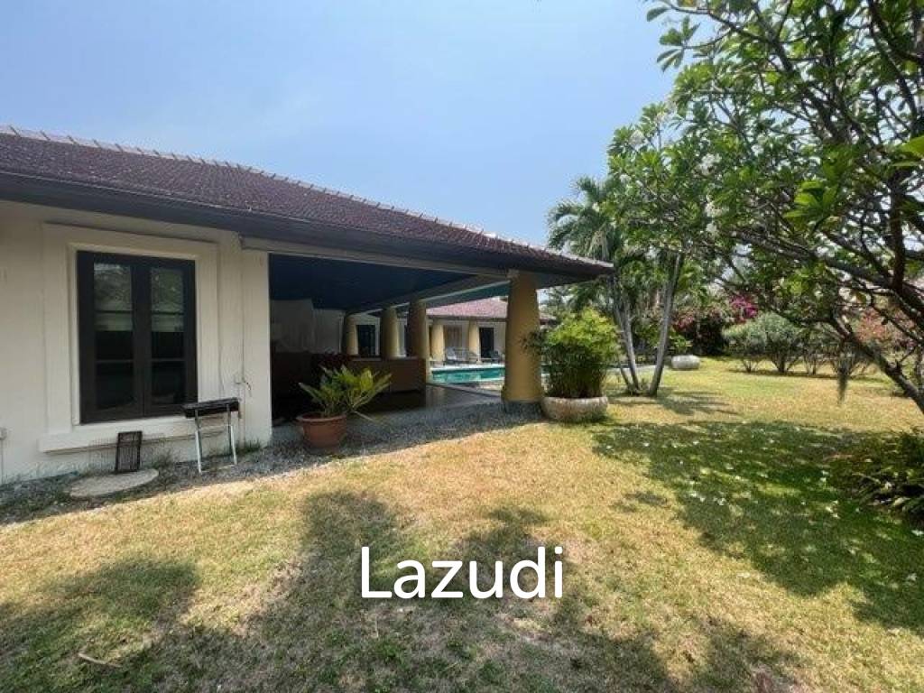 SANUK : Luxury 4 bed Pool Villa