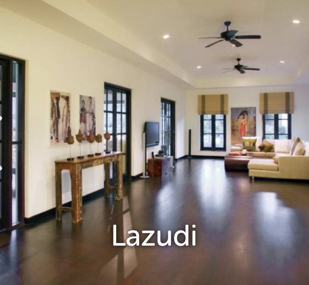 SANUK : Luxury 4 bed Pool Villa