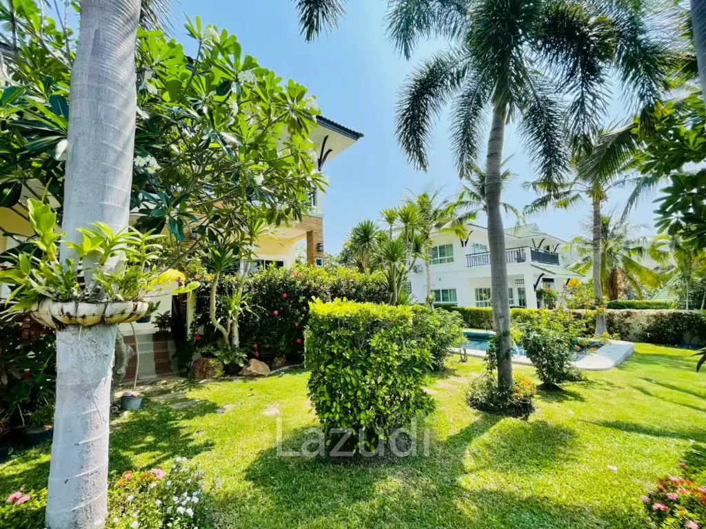 Hua Hin View: Azure View 4-Bedroom Mountainside Pool Villa