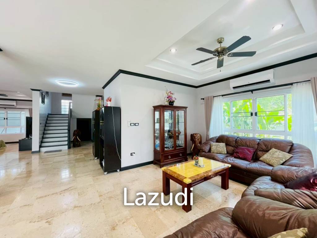 Hua Hin View: Azure View 4-Bedroom Mountainside Pool Villa