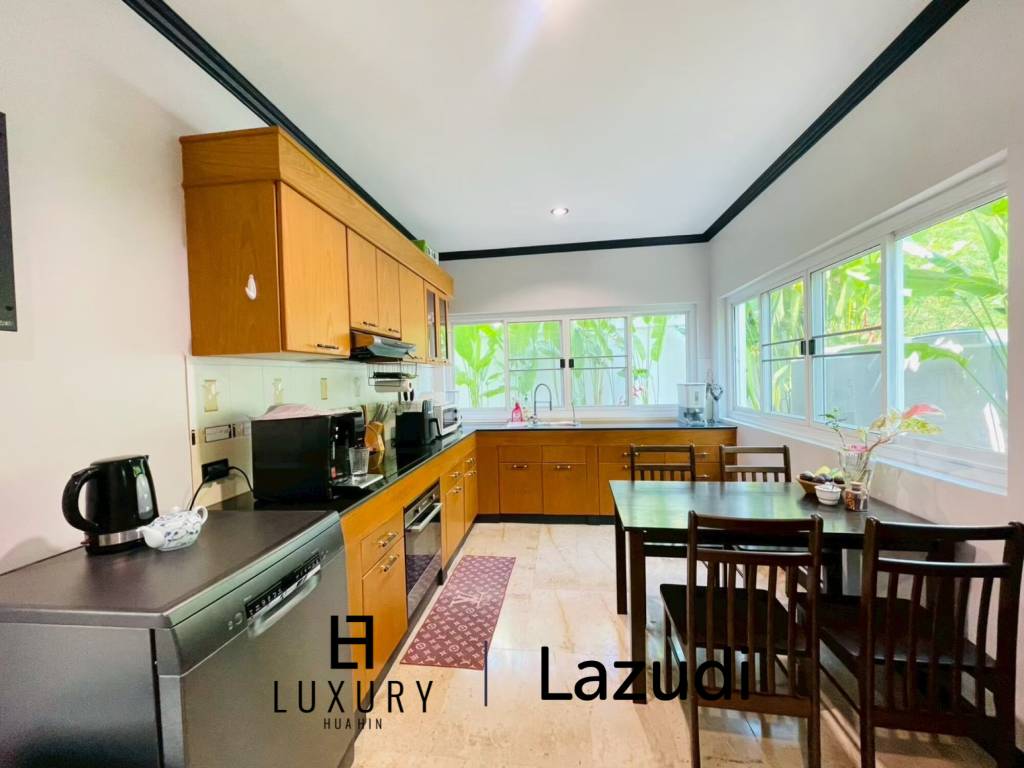 Hua Hin View: Azure View 4-Bedroom Mountainside Pool Villa