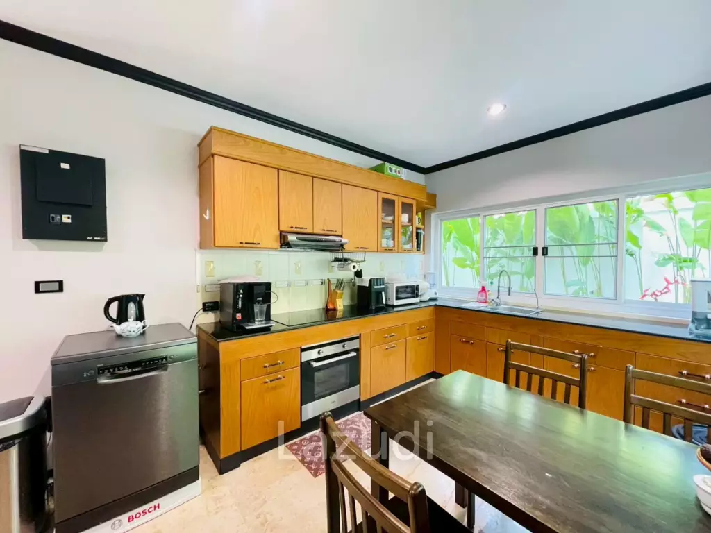 Hua Hin View: Azure View 4-Bedroom Mountainside Pool Villa