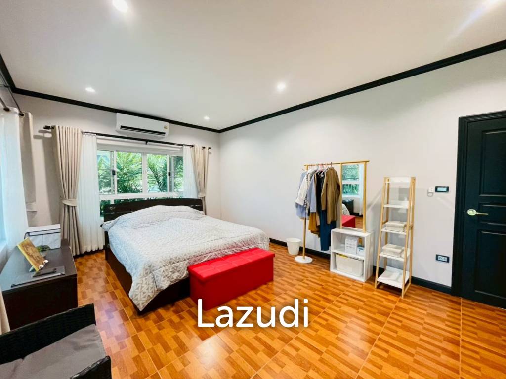 Hua Hin View: Azure View 4-Bedroom Mountainside Pool Villa