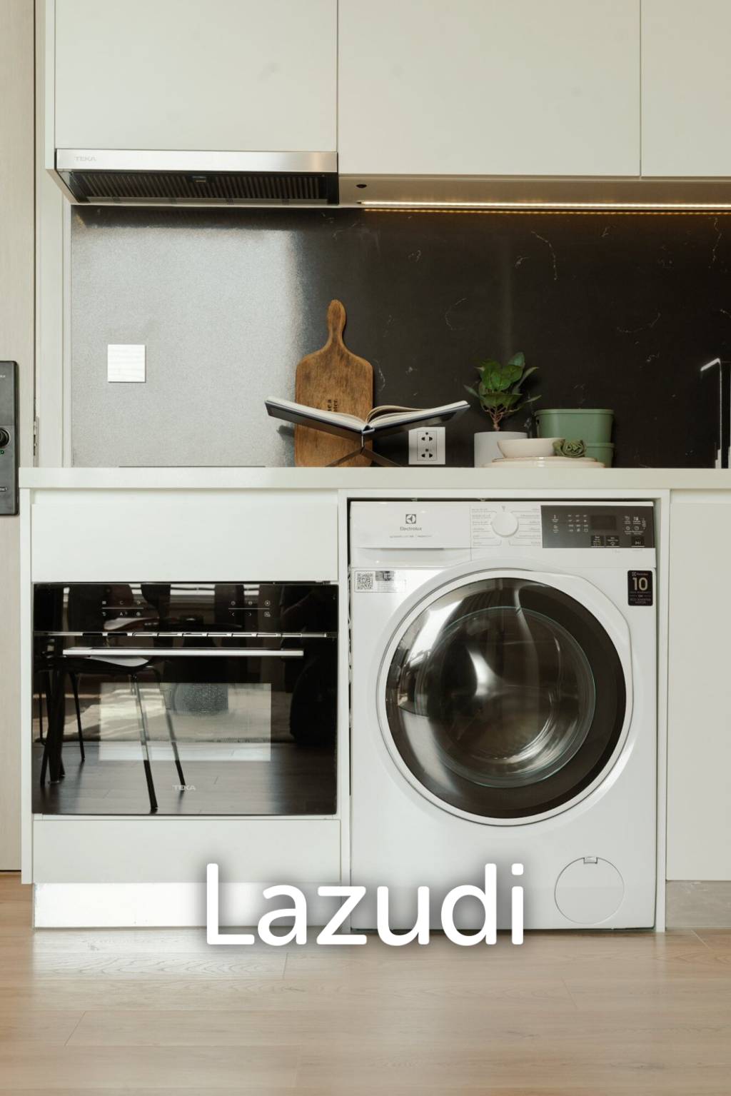 1 Bed 1 Bath 32 SQ.M Noble Form Thonglor