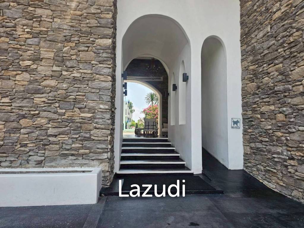 CHELONA :  Beachfront Mediterranean-style condo at Khao Tao