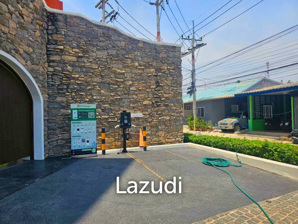 CHELONA :  Beachfront Mediterranean-style condo at Khao Tao