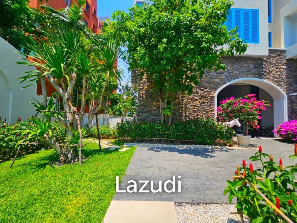 CHELONA :  Beachfront Mediterranean-style condo at Khao Tao