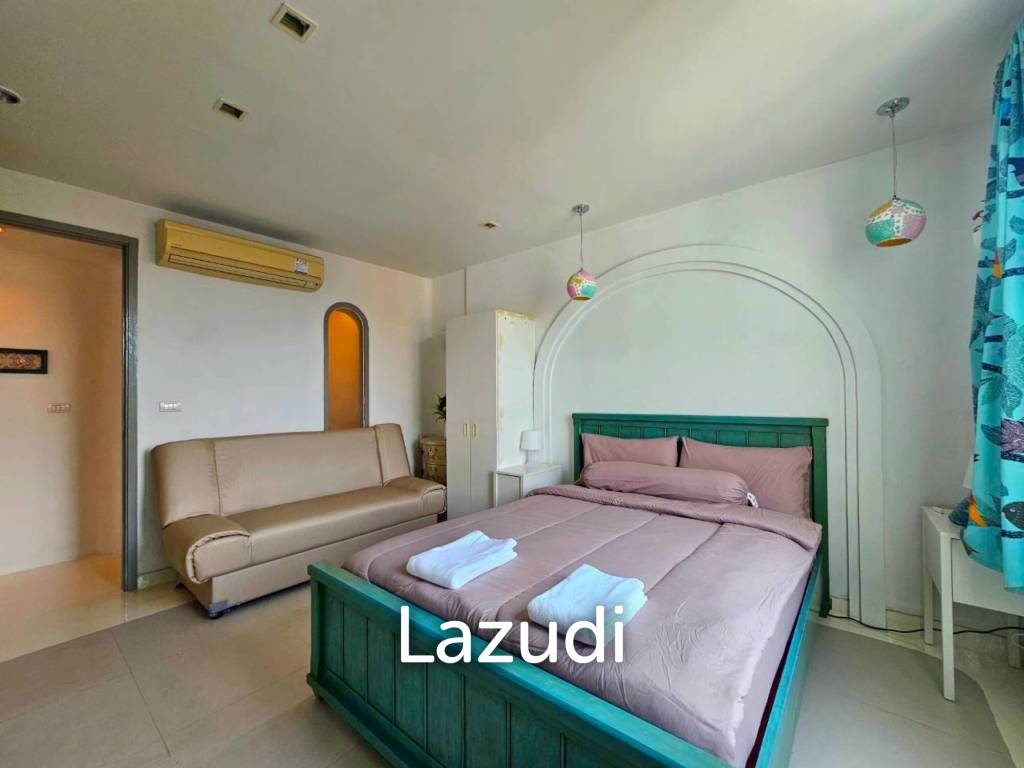 CHELONA :  Beachfront Mediterranean-style condo at Khao Tao