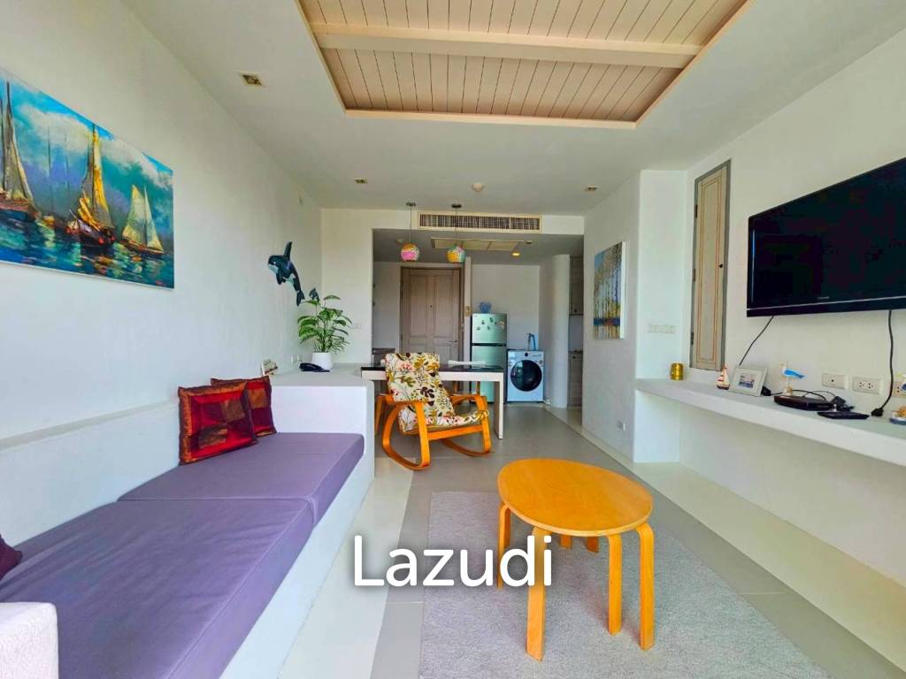 CHELONA :  Beachfront Mediterranean-style condo at Khao Tao