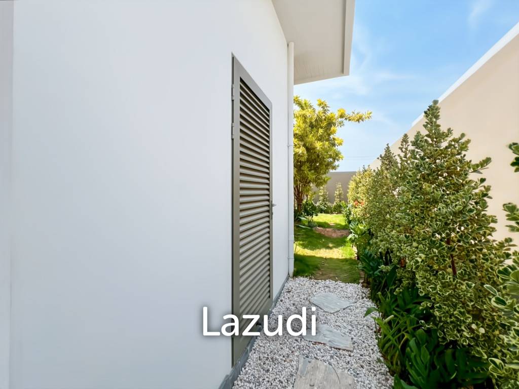 Modern Pool Villa (Type A) with 20kW Solar in The Mountain Estate