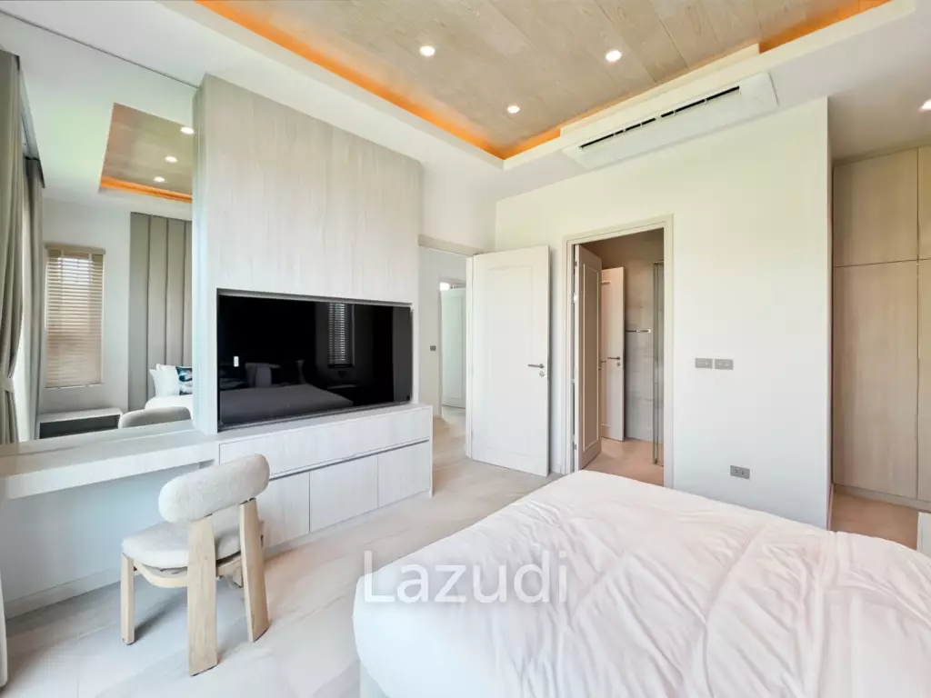 Modern Pool Villa (Type A) with 20kW Solar in The Mountain Estate