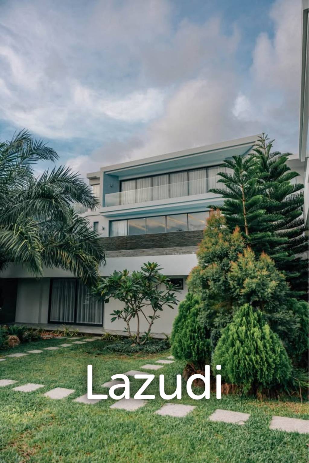 Luxury Estate for Rent in Kamala with Stunning Sea and Mountain Views
