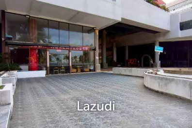 Beachfront Duplex Commercial Space At Jomtien Plaza Condotel