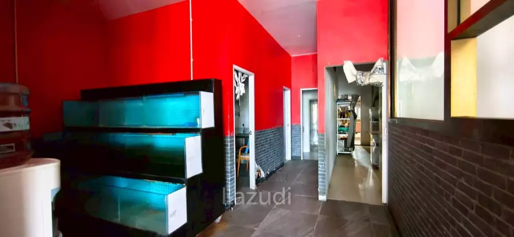 Beachfront Duplex Commercial Space At Jomtien Plaza Condotel