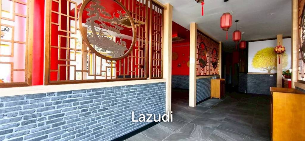 Beachfront Duplex Commercial Space At Jomtien Plaza Condotel