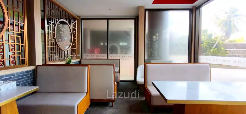 Beachfront Duplex Commercial Space At Jomtien Plaza Condotel