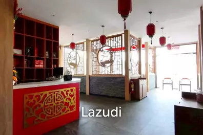 Beachfront Duplex Commercial Space At Jomtien Plaza Condotel
